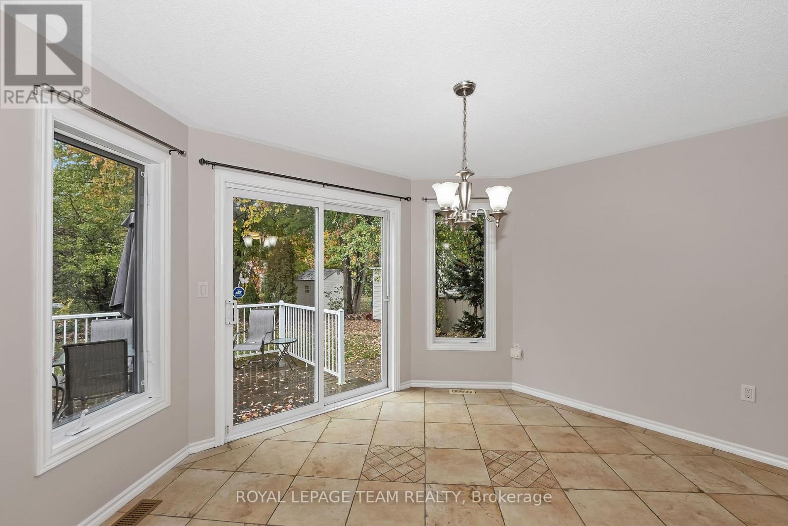 1019 Teena Colleen, Ottawa, Ontario  K4P 1C7 - Photo 23 - X12453042