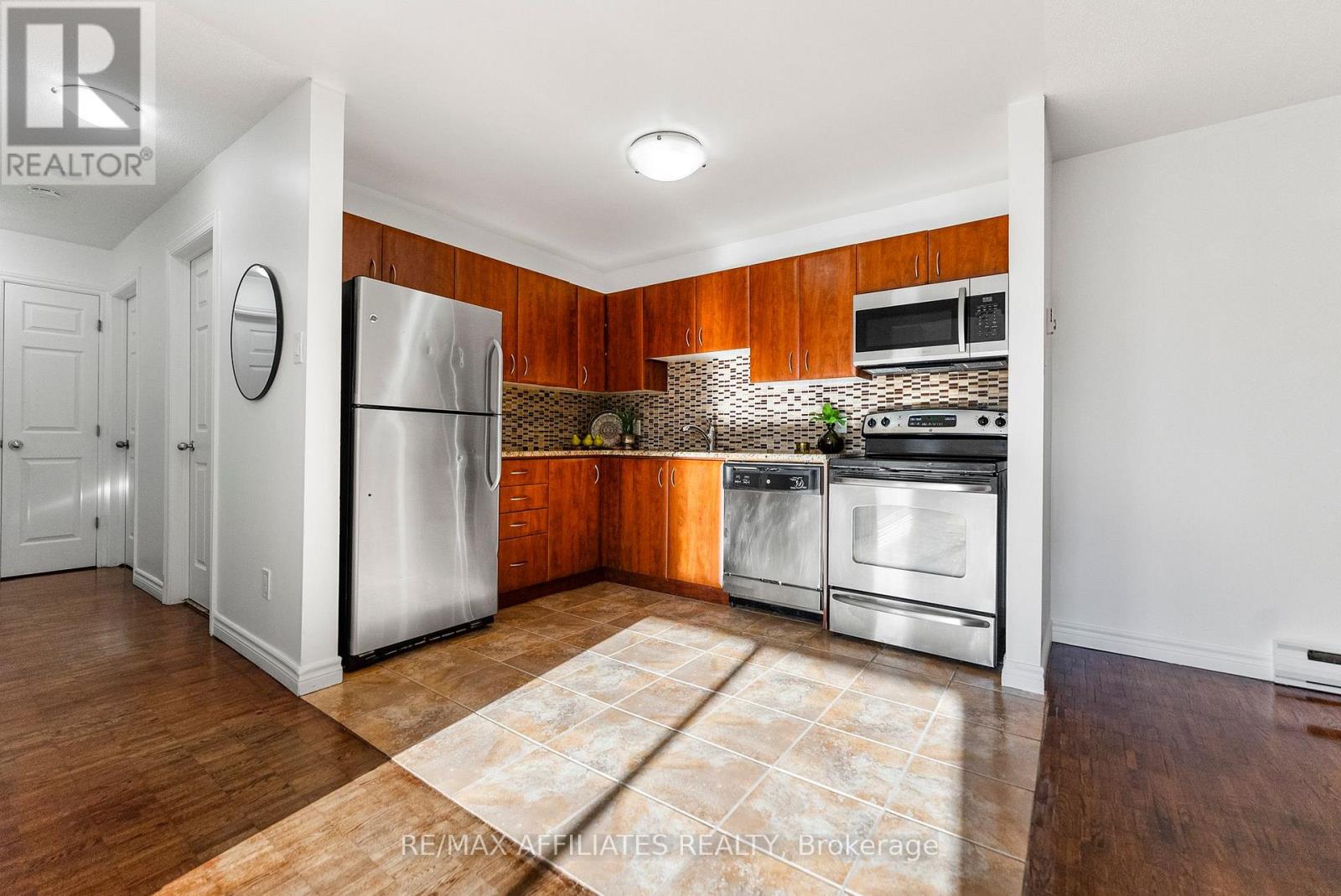 49 - 1250 Mcwatters Road, Ottawa, Ontario  K2C 3P5 - Photo 11 - X12453064