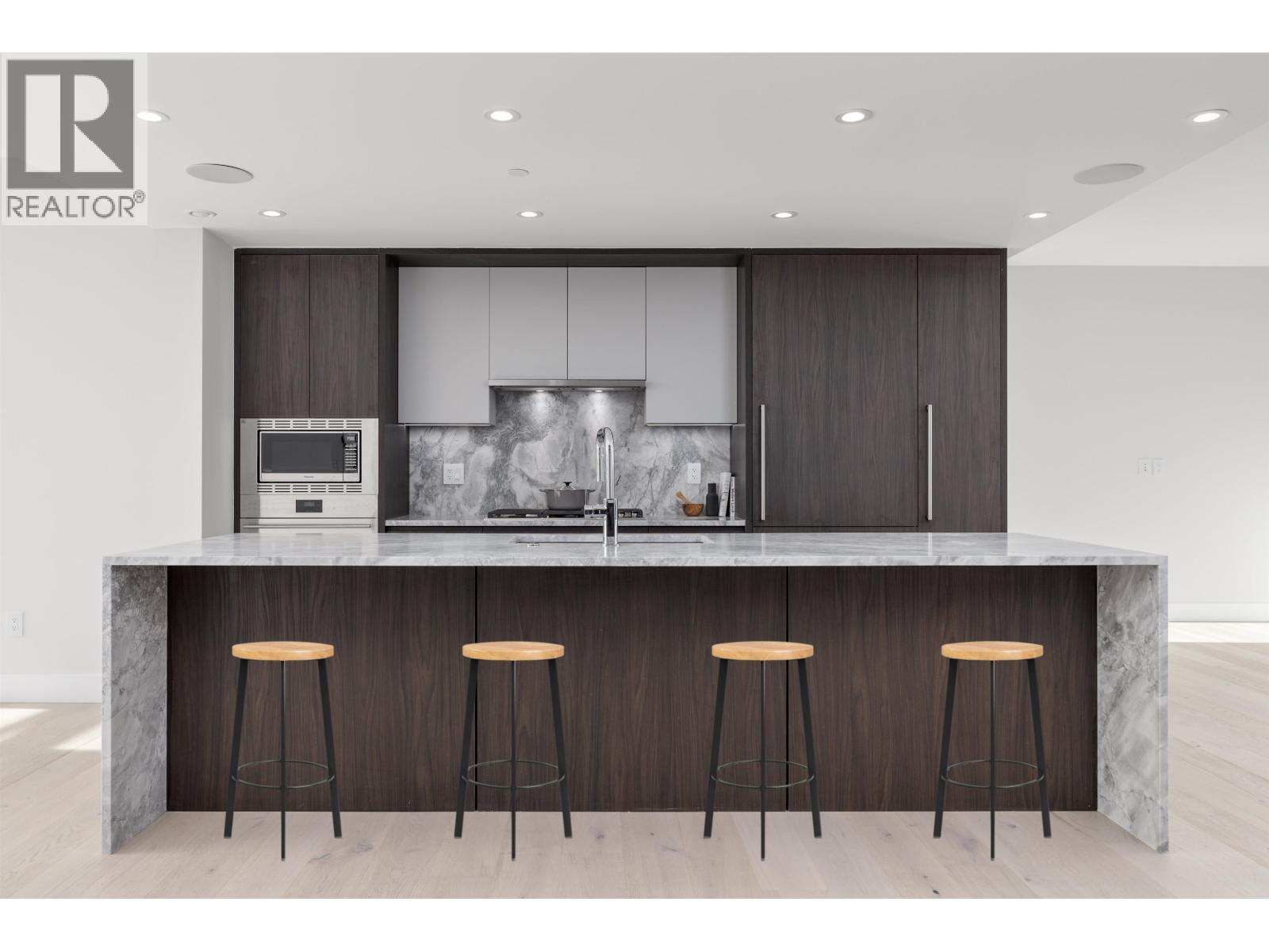 792 Arthur Erickson Place, West Vancouver, British Columbia  V7T 0B8 - Photo 3 - R3056909