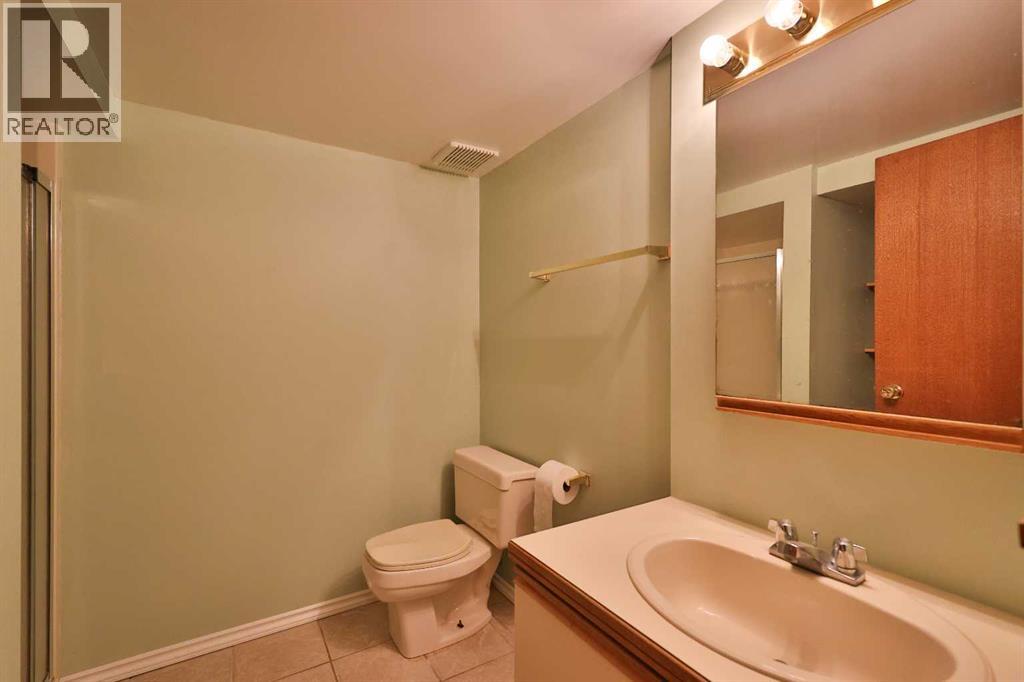 34 Pensacola Court W, Lethbridge, Alberta  T1K 4R6 - Photo 24 - A2250471