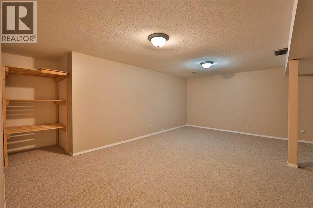 34 Pensacola Court W, Lethbridge, Alberta  T1K 4R6 - Photo 21 - A2250471