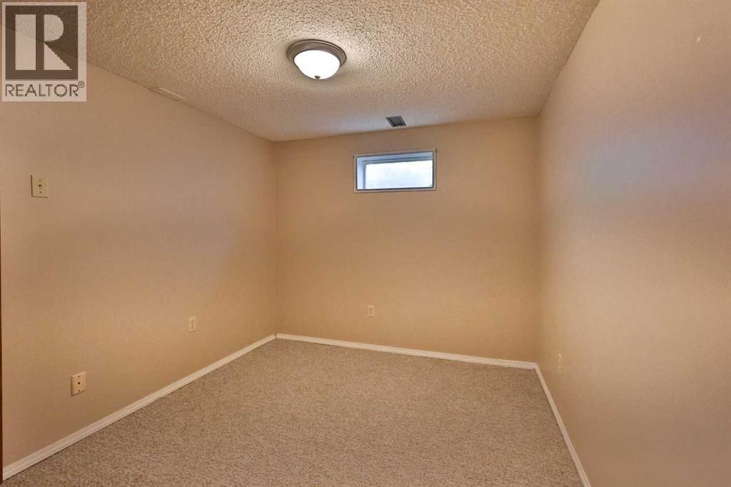34 Pensacola Court W, Lethbridge, Alberta  T1K 4R6 - Photo 26 - A2250471