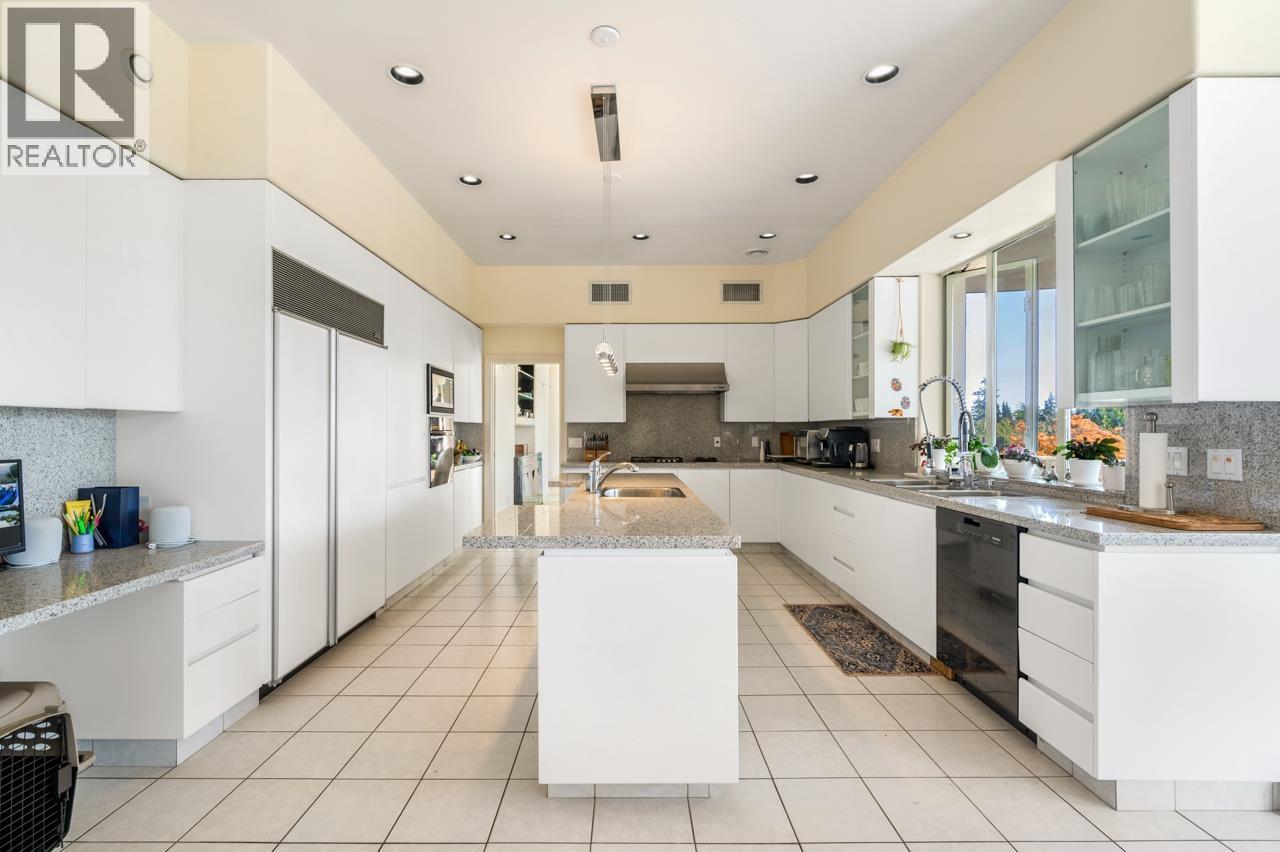 620 Knockmaroon Road, West Vancouver, British Columbia  V7S 1R6 - Photo 12 - R3056913