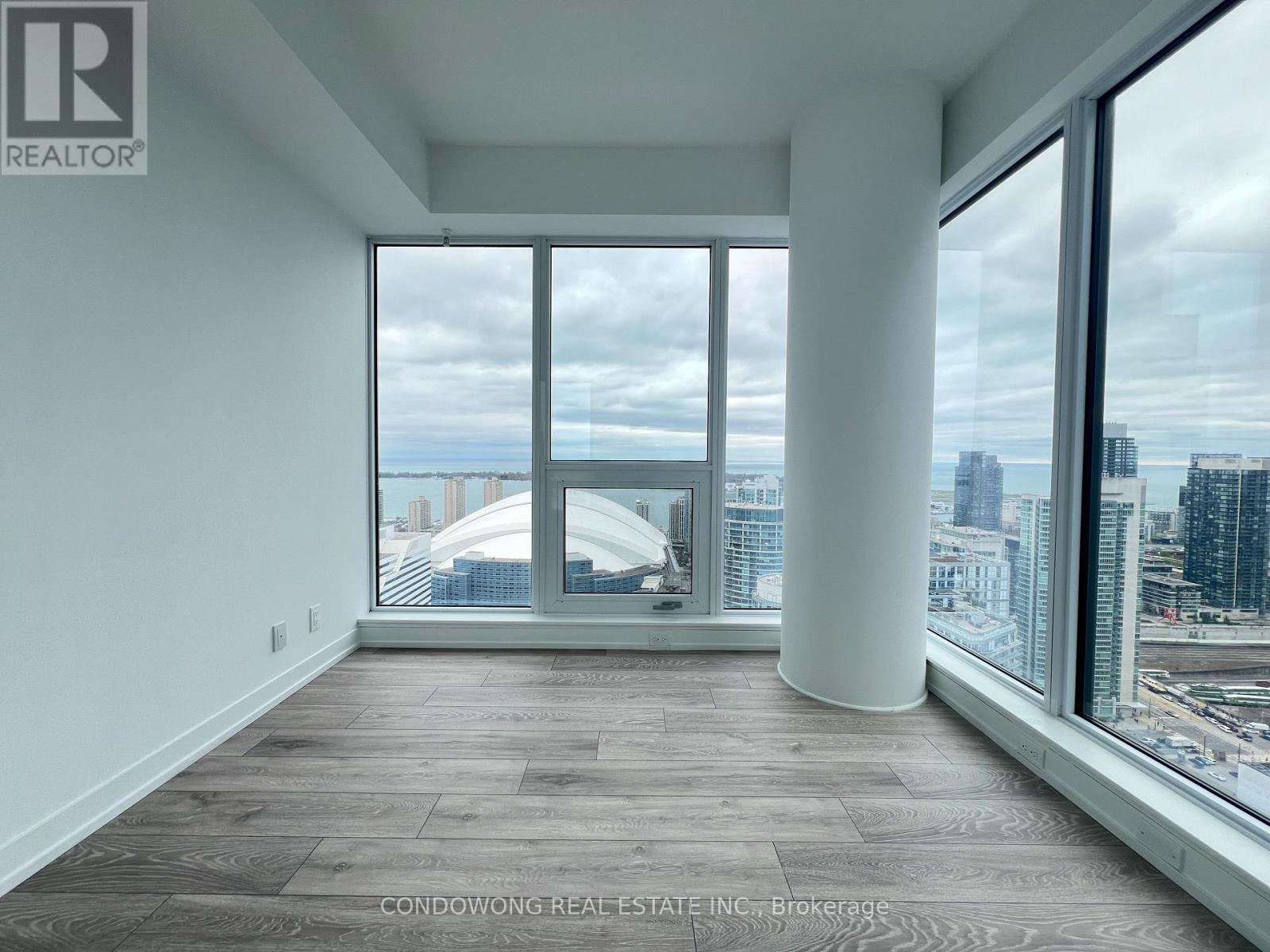 4202 - 55 Mercer Street, Toronto, Ontario  M5V 0W4 - Photo 10 - C12453043