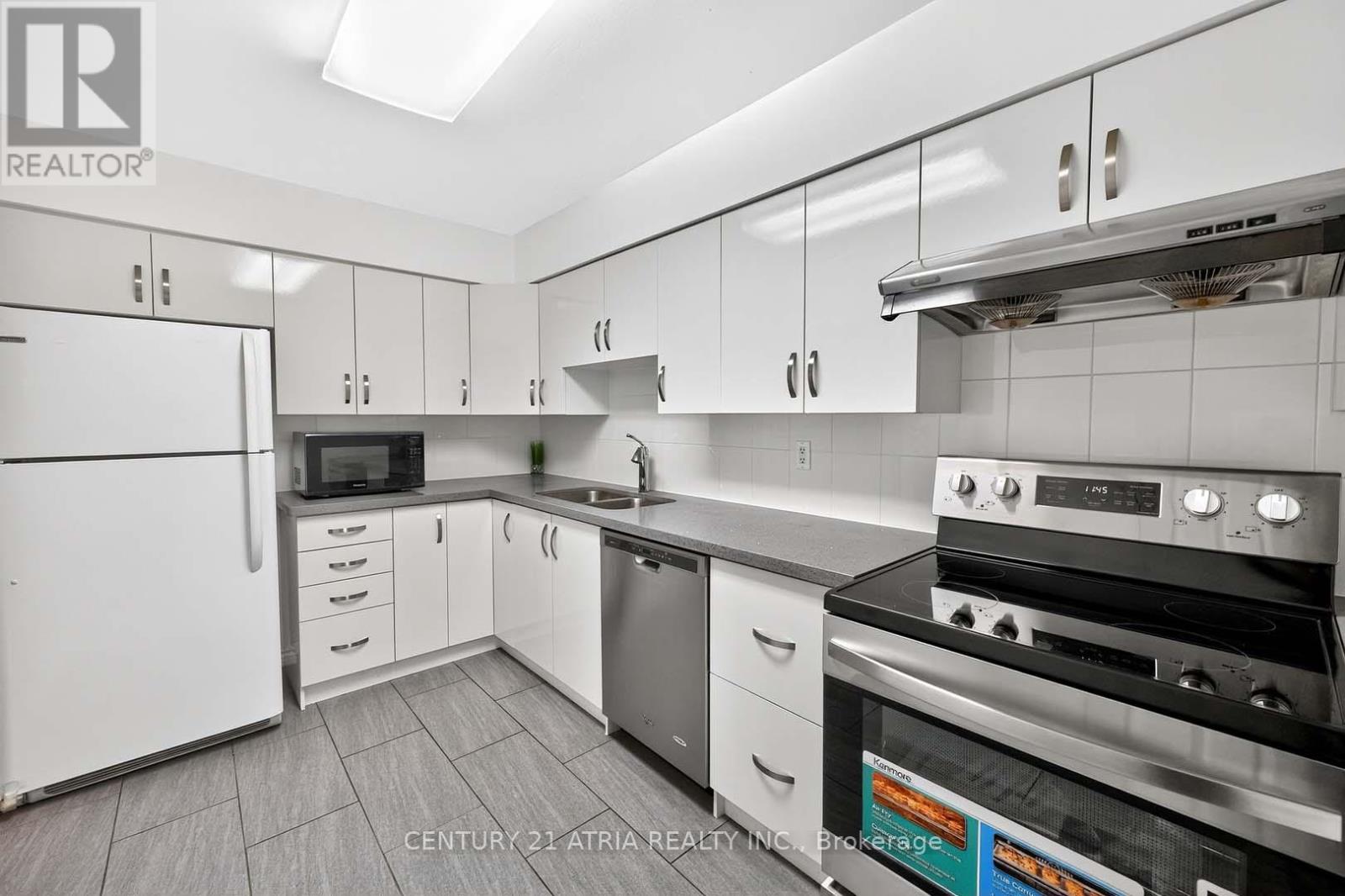 1804 - 3300 Don Mills Road, Toronto, Ontario  M2J 4X7 - Photo 16 - C12453058
