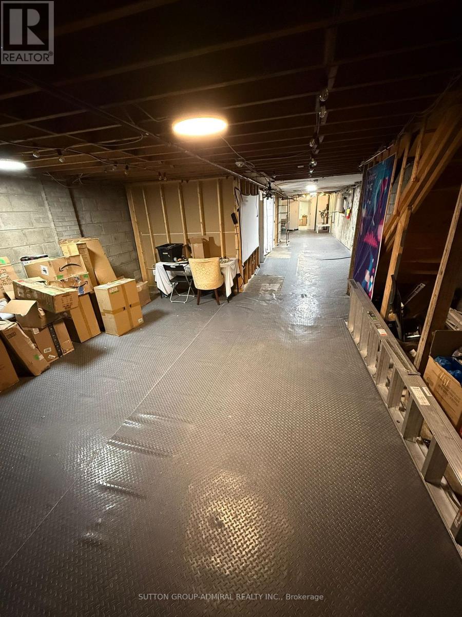 Basement - 474 Queen Street W, Toronto, Ontario  M5V 2B2 - Photo 5 - C12453065