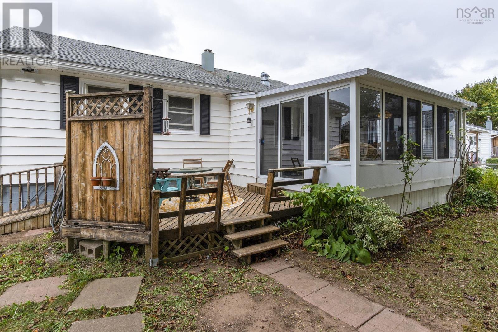 34 Wade Street, Kentville, Nova Scotia  B4N 1B6 - Photo 43 - 202525018