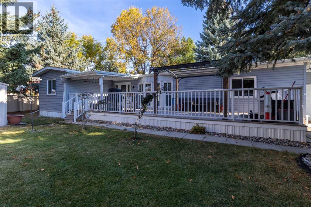 3004 29 Street S, Lethbridge, Alberta  T1K 6S7 - Photo 1 - A2261293