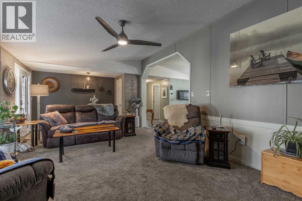 3004 29 Street S, Lethbridge, Alberta  T1K 6S7 - Photo 6 - A2261293