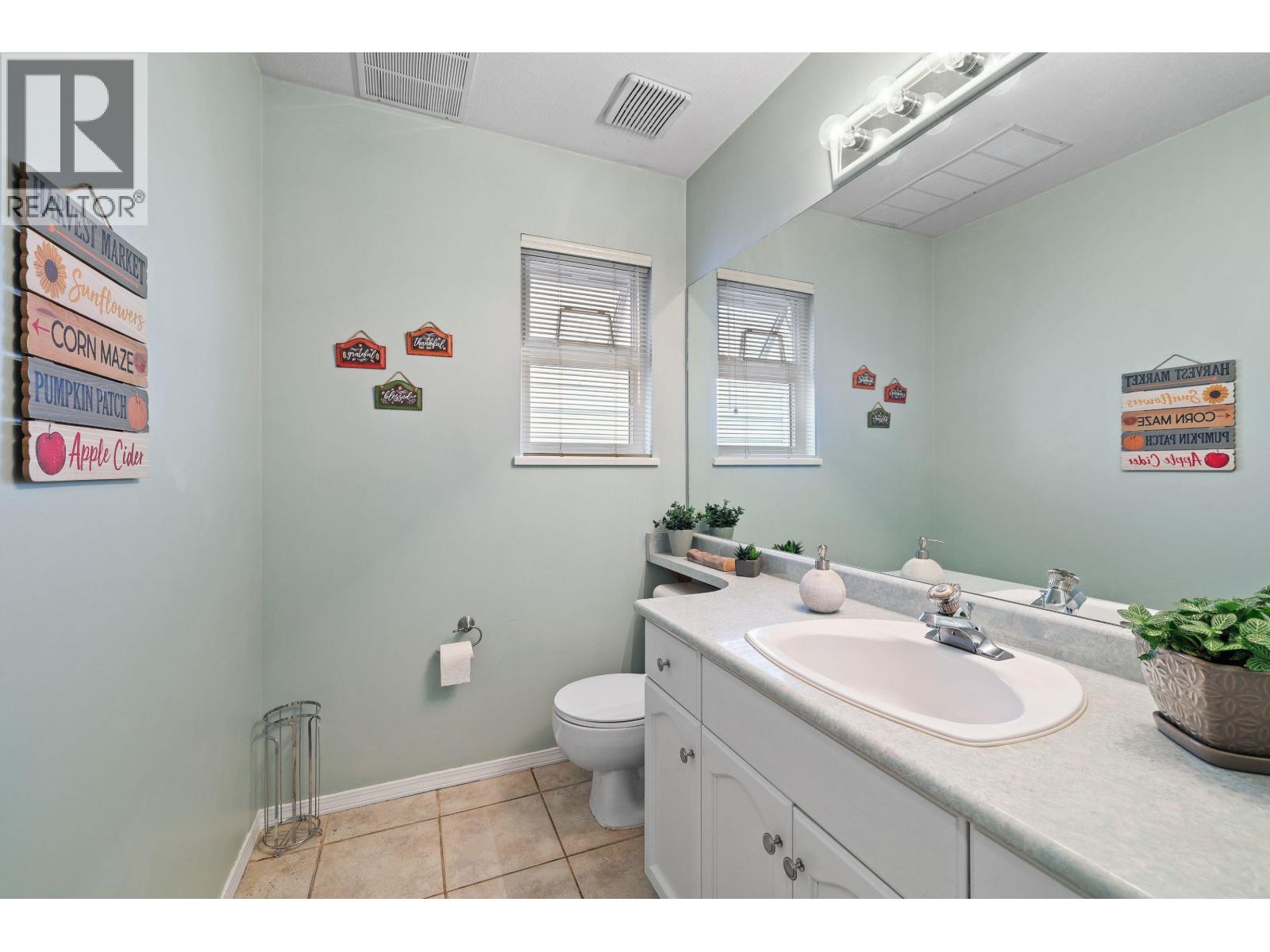 5551 Rowling Place, Richmond, British Columbia  V6V 2T4 - Photo 14 - R3056818