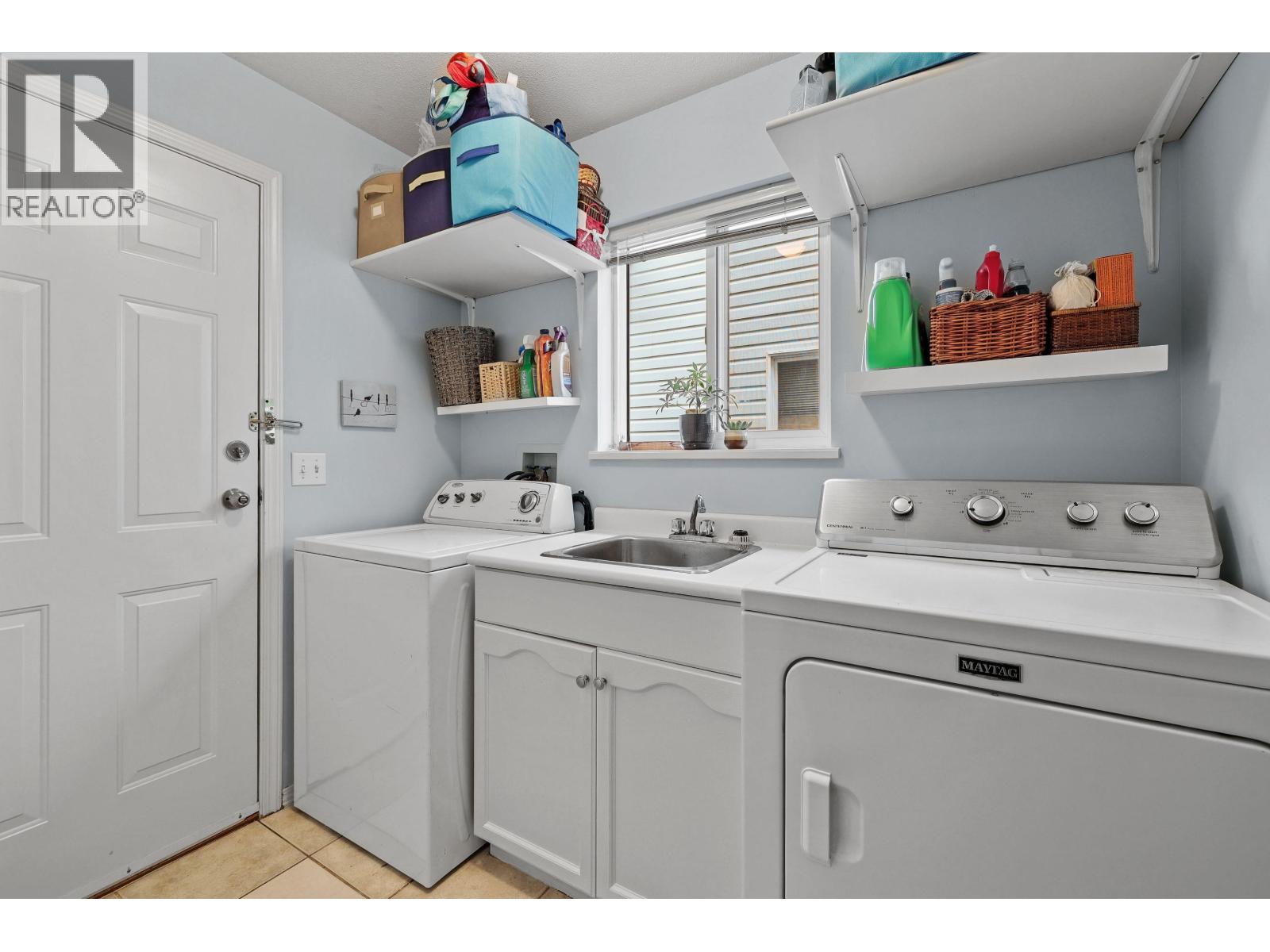 5551 Rowling Place, Richmond, British Columbia  V6V 2T4 - Photo 34 - R3056818