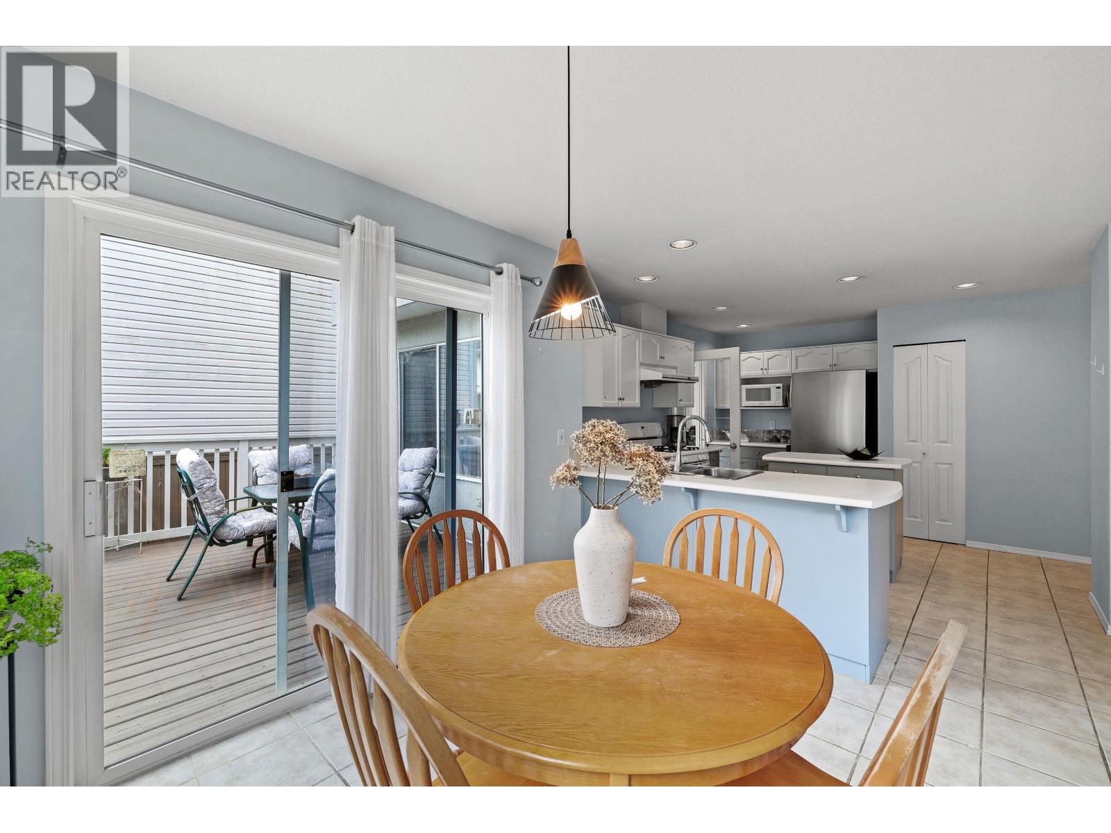 5551 Rowling Place, Richmond, British Columbia  V6V 2T4 - Photo 19 - R3056818