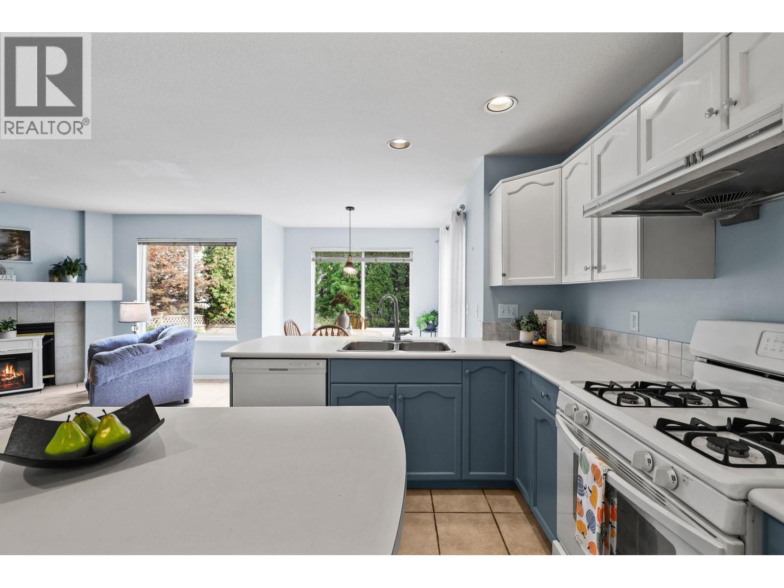 5551 Rowling Place, Richmond, British Columbia  V6V 2T4 - Photo 12 - R3056818