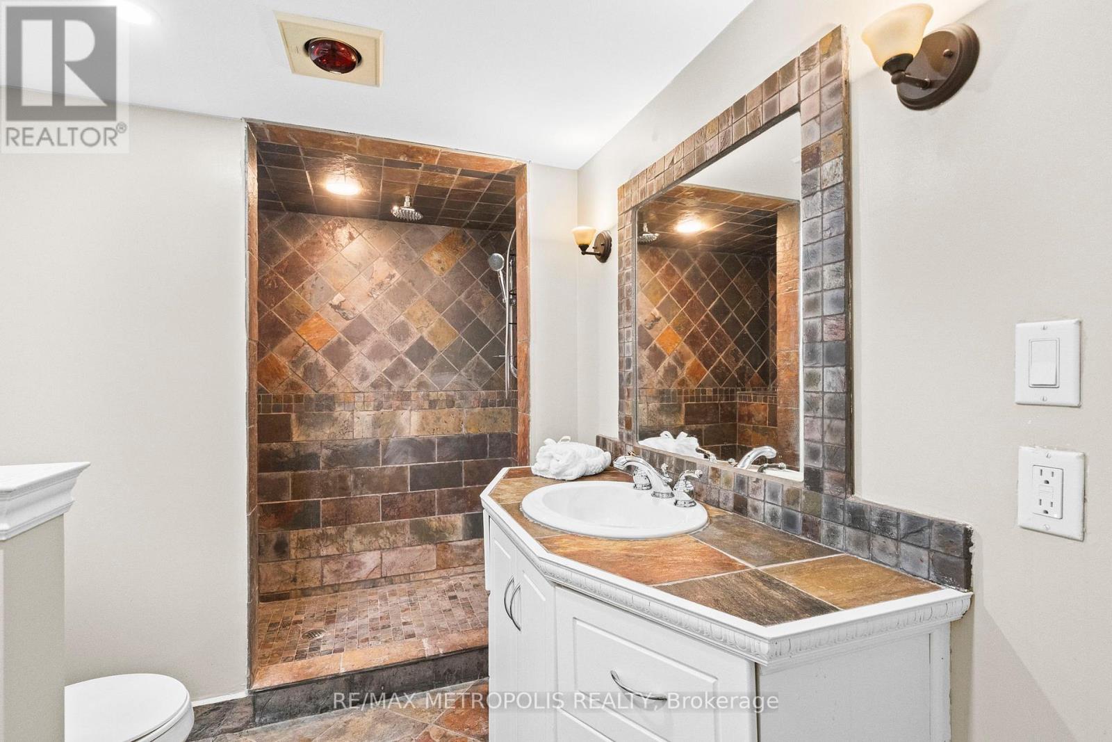 35 Nelkydd Lane, Uxbridge, Ontario  L9P 1Z8 - Photo 28 - N12453037