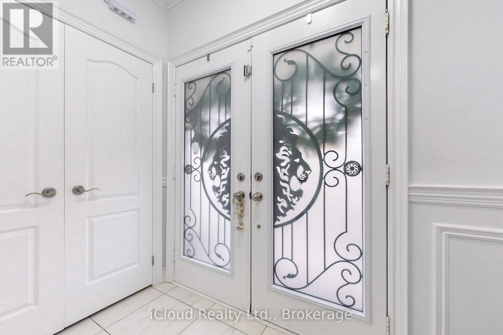 280 Miller Park Avenue, Bradford West Gwillimbury, Ontario  L3Z 0Y1 - Photo 20 - N12453057