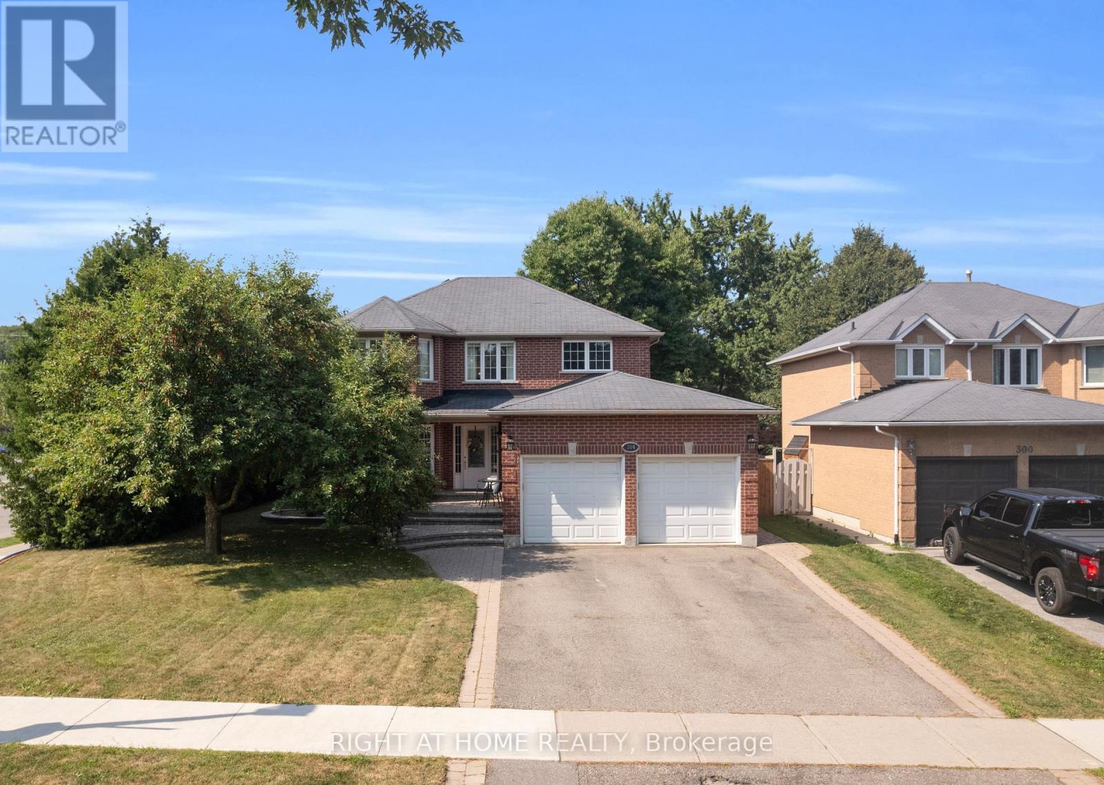 304 Rhodes Circle, Newmarket, Ontario  L3X 1V4 - Photo 46 - N12453060