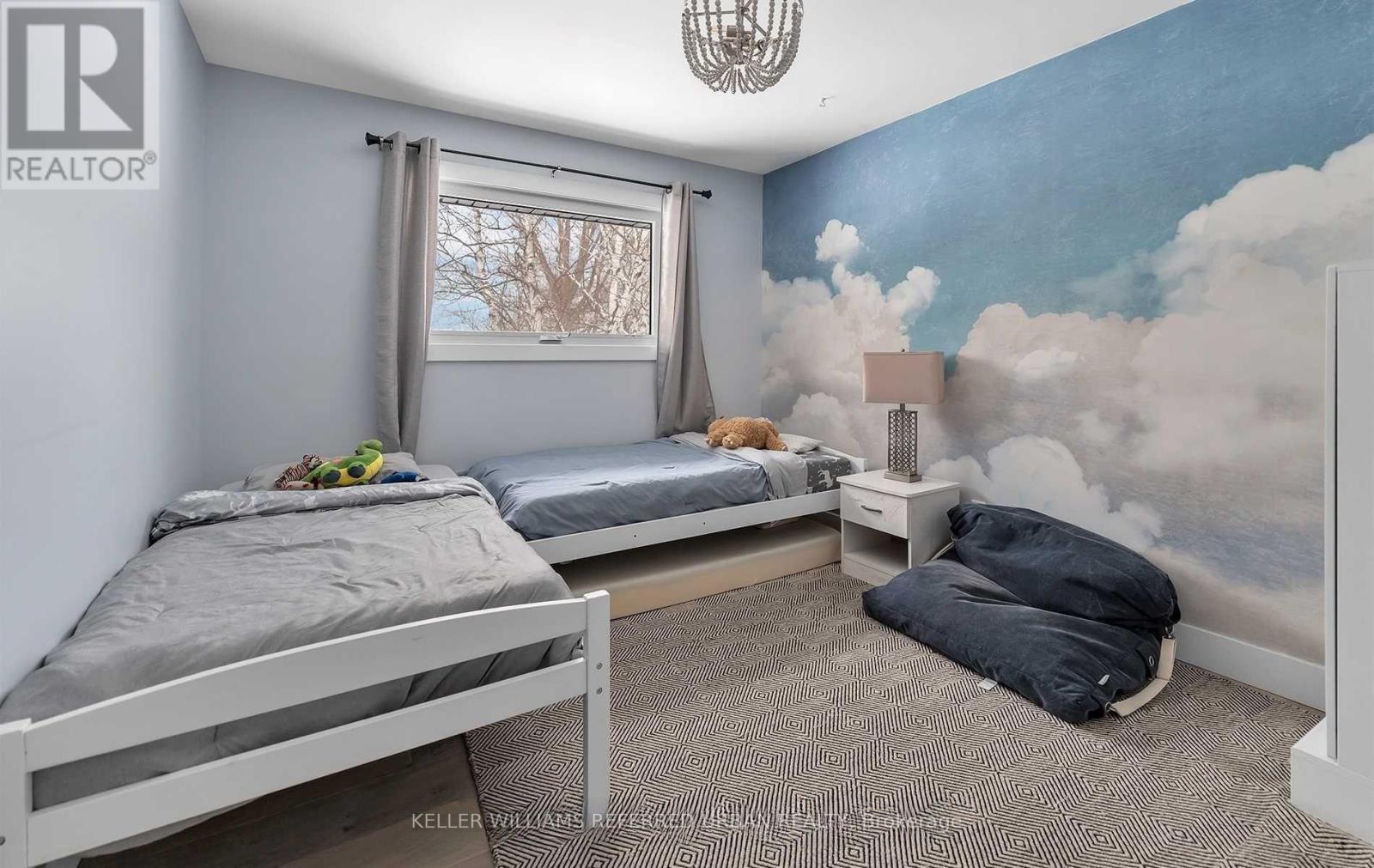 886 Sixth Street, Collingwood, Ontario  L9Y 3Y9 - Photo 11 - S12453056
