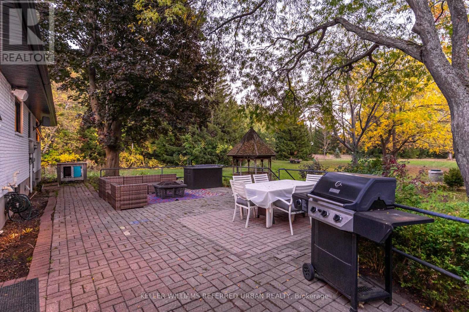 886 Sixth Street, Collingwood, Ontario  L9Y 3Y9 - Photo 20 - S12453056