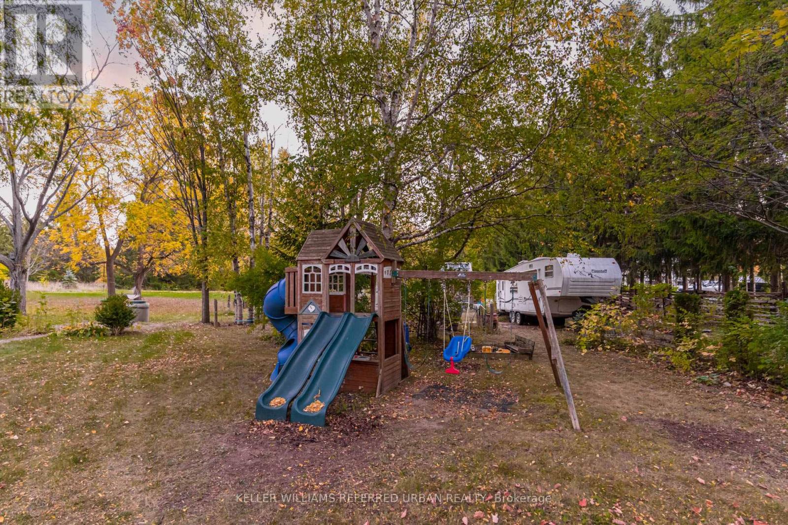 886 Sixth Street, Collingwood, Ontario  L9Y 3Y9 - Photo 22 - S12453056