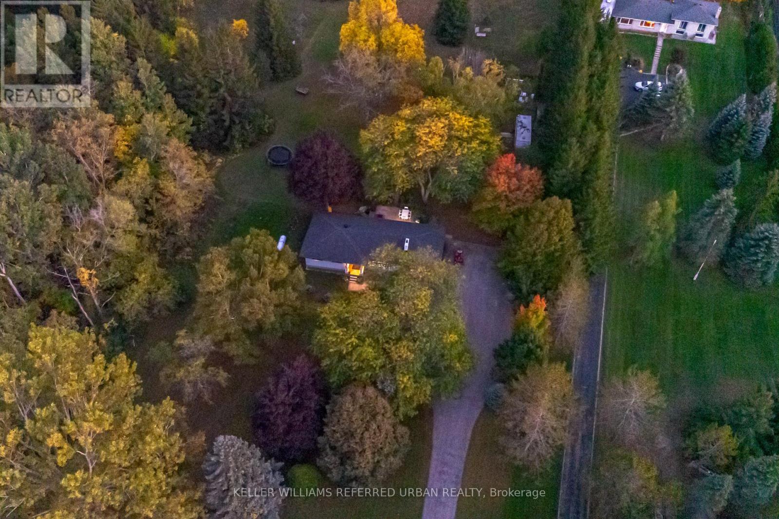 886 Sixth Street, Collingwood, Ontario  L9Y 3Y9 - Photo 35 - S12453056