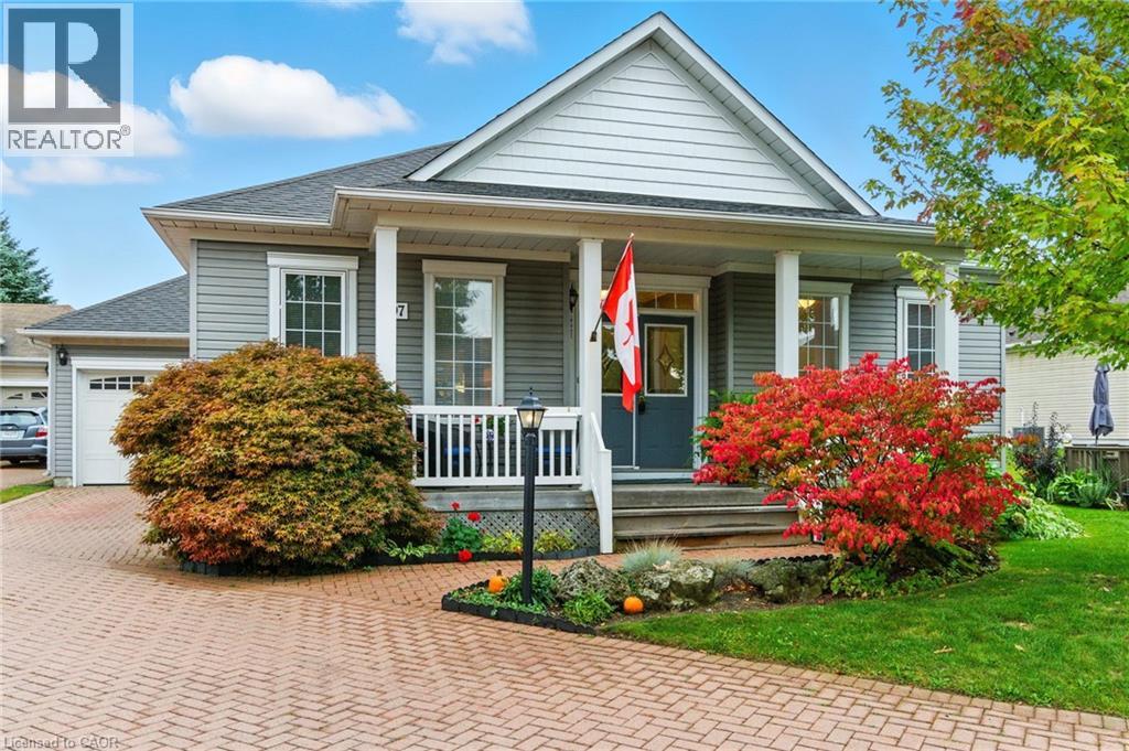 297 Silverbirch Boulevard, Mount Hope, Ontario  L0R 1W0 - Photo 3 - 40777534