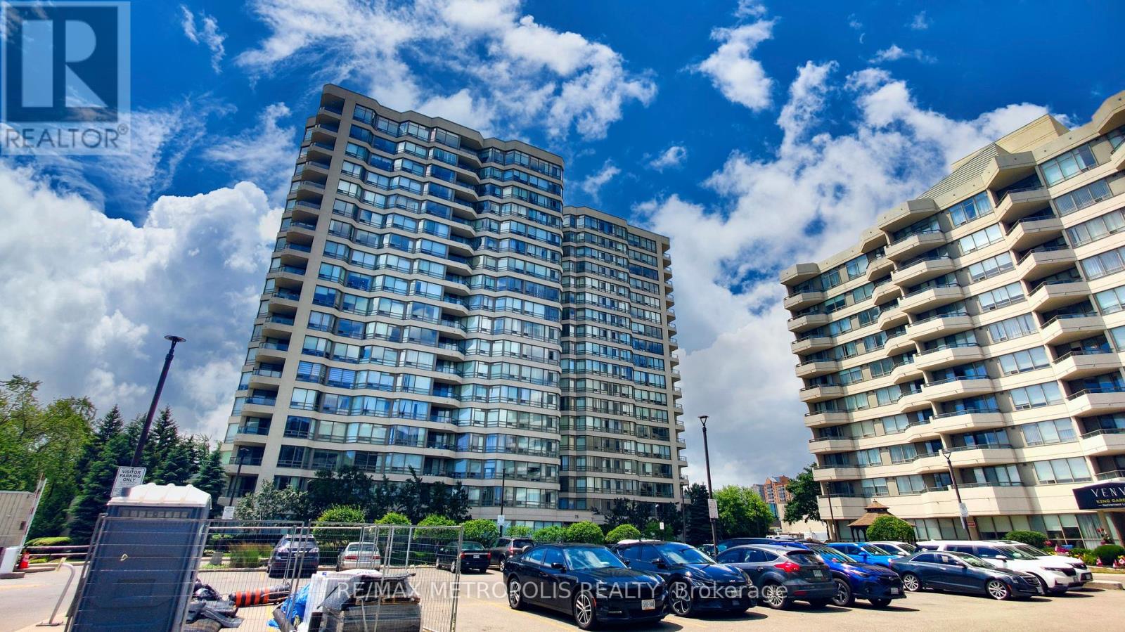 1202 - 75 KING STREET E, Mississauga, Ontario