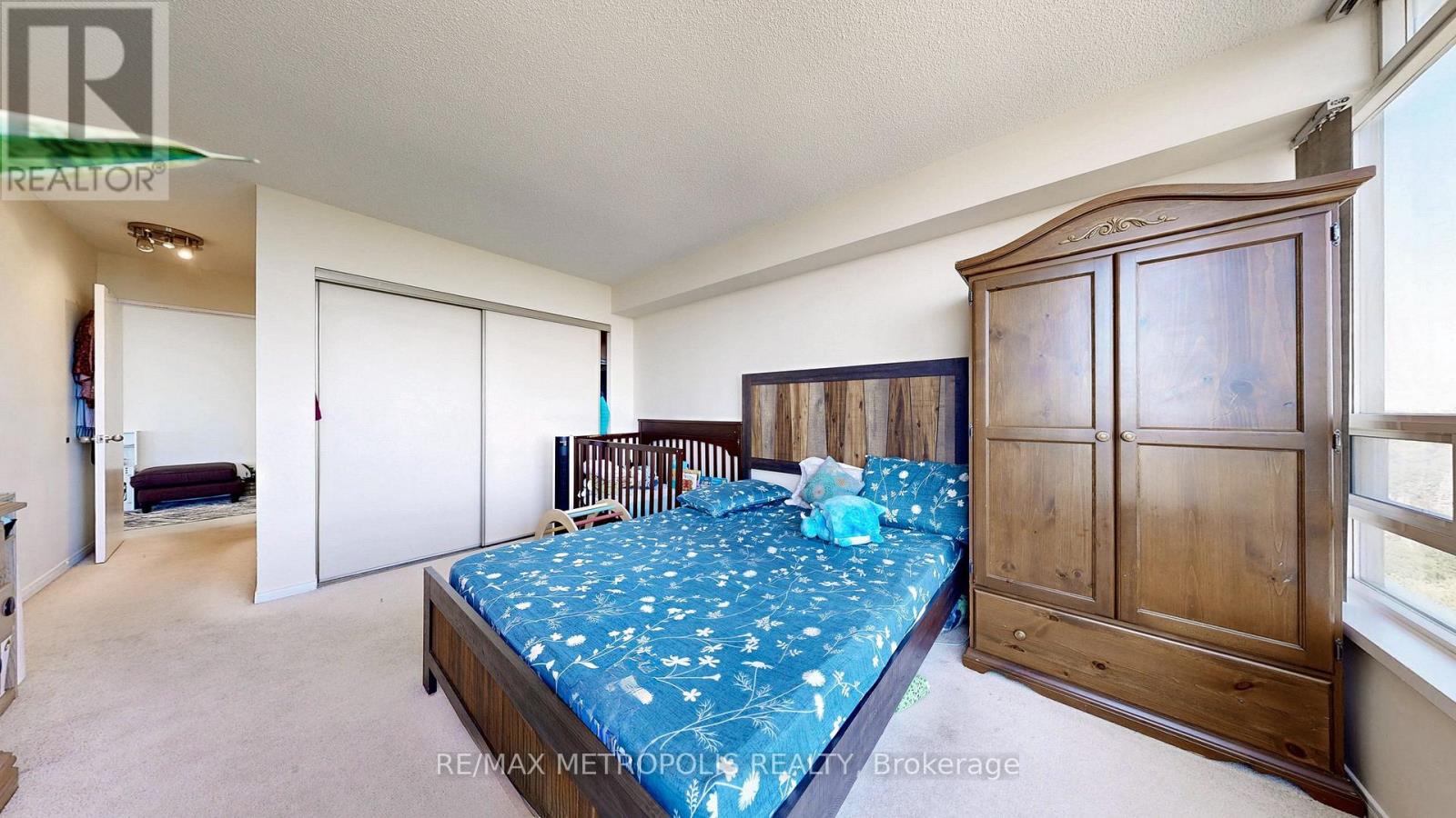1202 - 75 King Street E, Mississauga, Ontario  L5A 4G5 - Photo 24 - W12453041