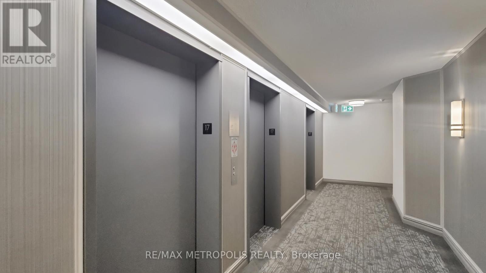 1703 - 75 King Street E, Mississauga, Ontario  L5A 4G5 - Photo 22 - W12453044