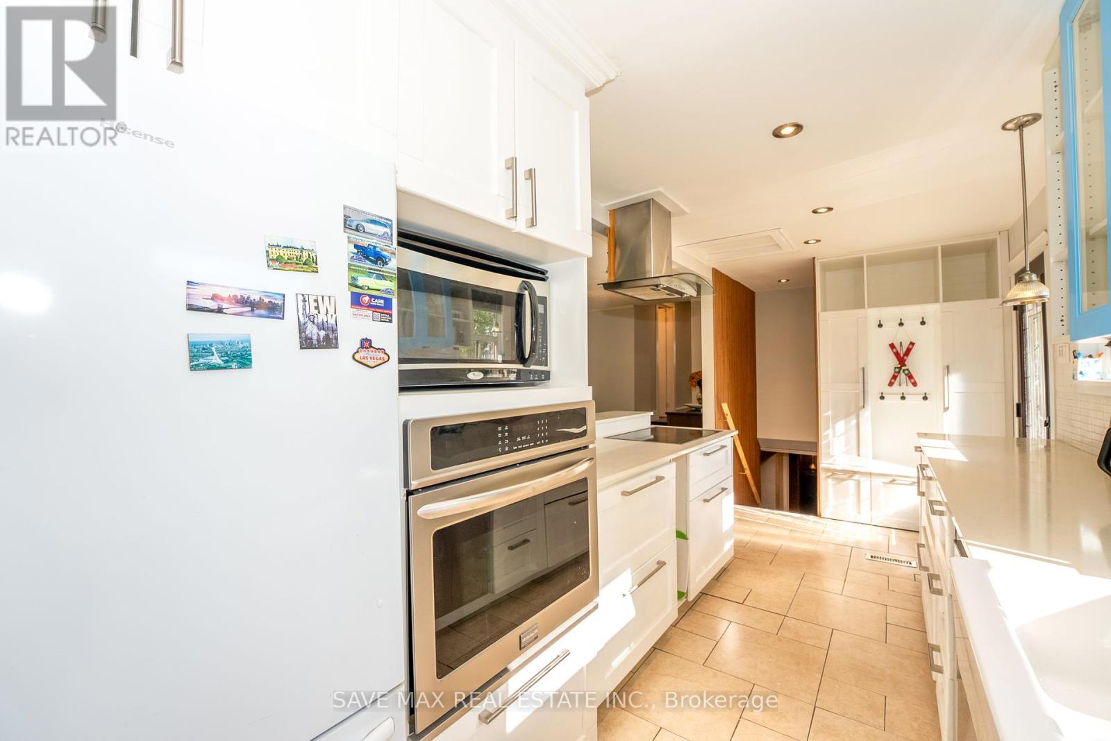 93 Archdekin Drive, Brampton, Ontario  L6V 1Y8 - Photo 19 - W12453061