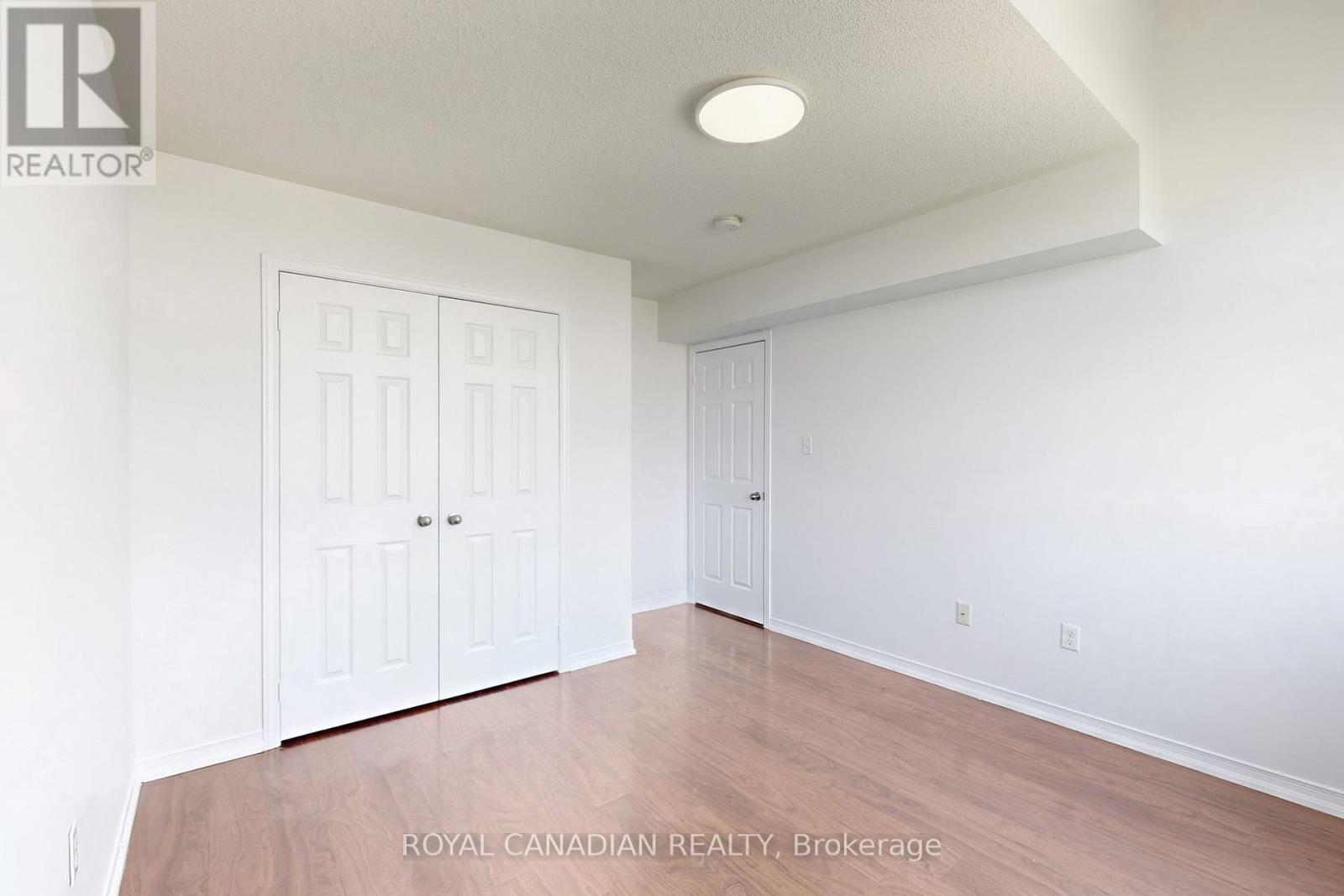 54 Chesterwood Crescent, Brampton, Ontario  L6Y 0Z4 - Photo 24 - W12453063