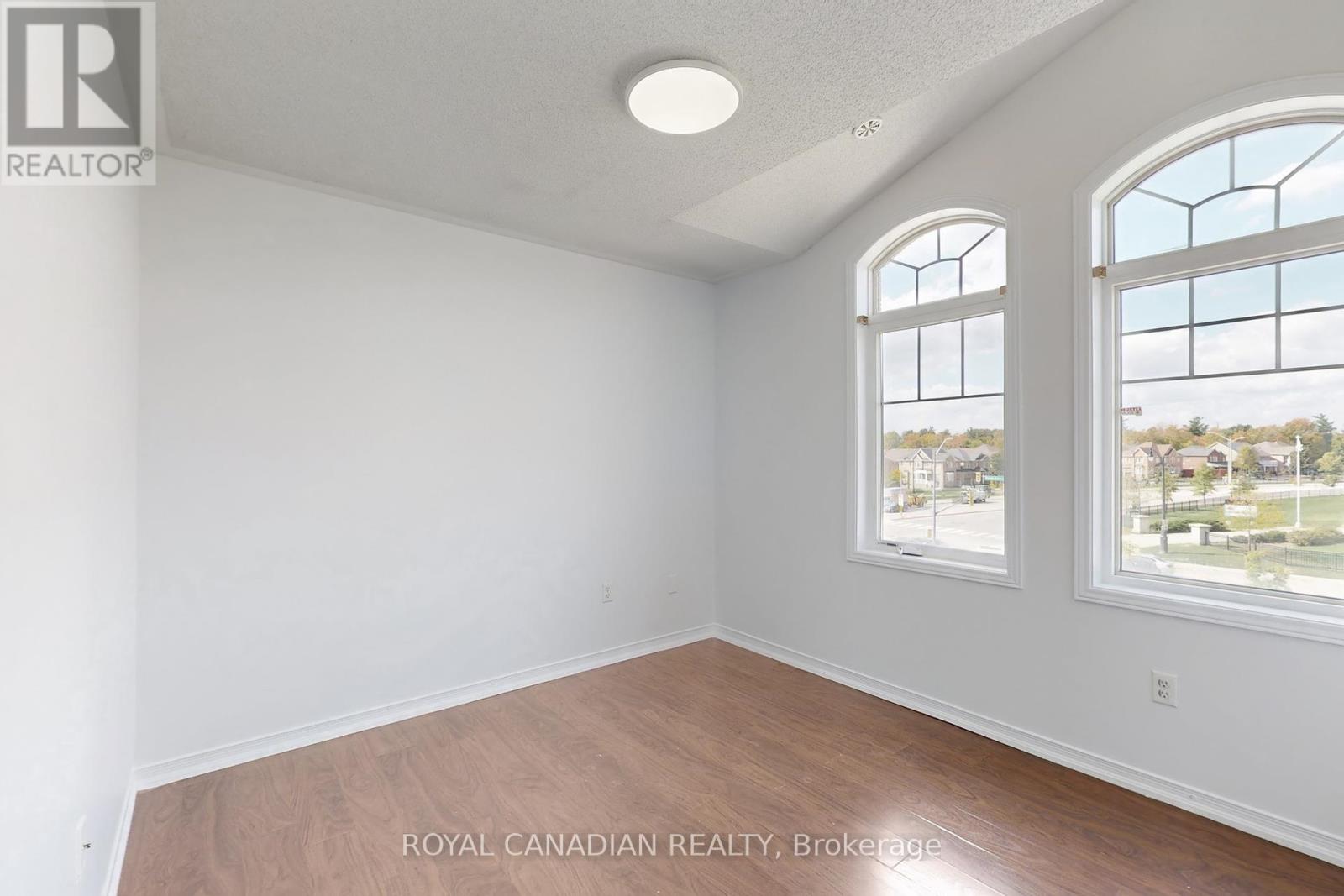 54 Chesterwood Crescent, Brampton, Ontario  L6Y 0Z4 - Photo 27 - W12453063