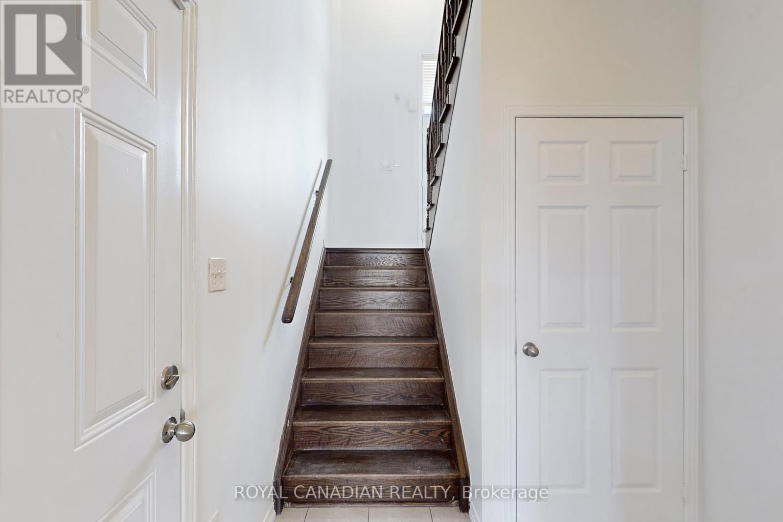 54 Chesterwood Crescent, Brampton, Ontario  L6Y 0Z4 - Photo 35 - W12453063