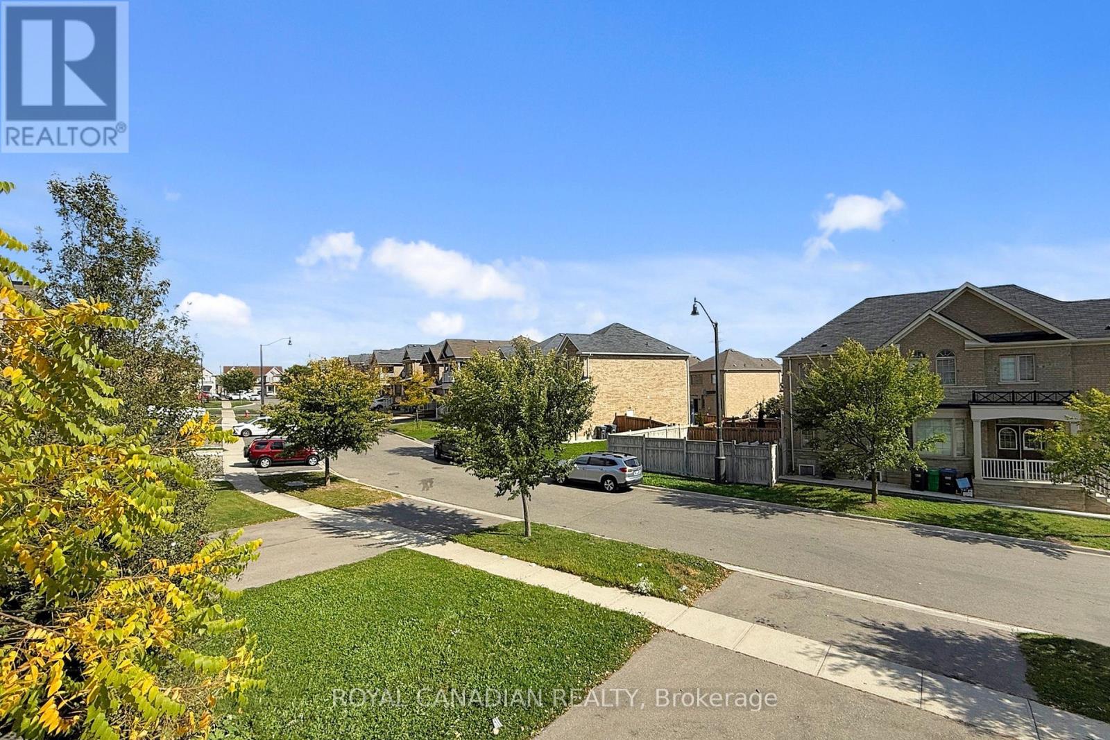 54 Chesterwood Crescent, Brampton, Ontario  L6Y 0Z4 - Photo 45 - W12453063