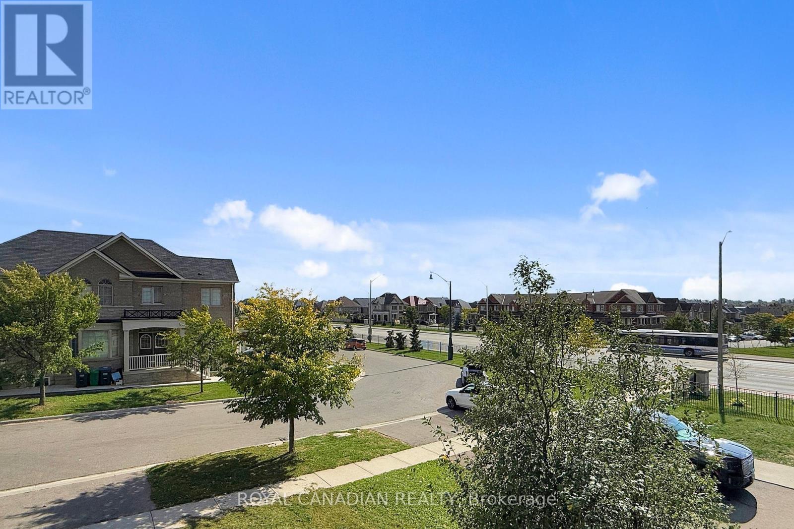 54 Chesterwood Crescent, Brampton, Ontario  L6Y 0Z4 - Photo 46 - W12453063