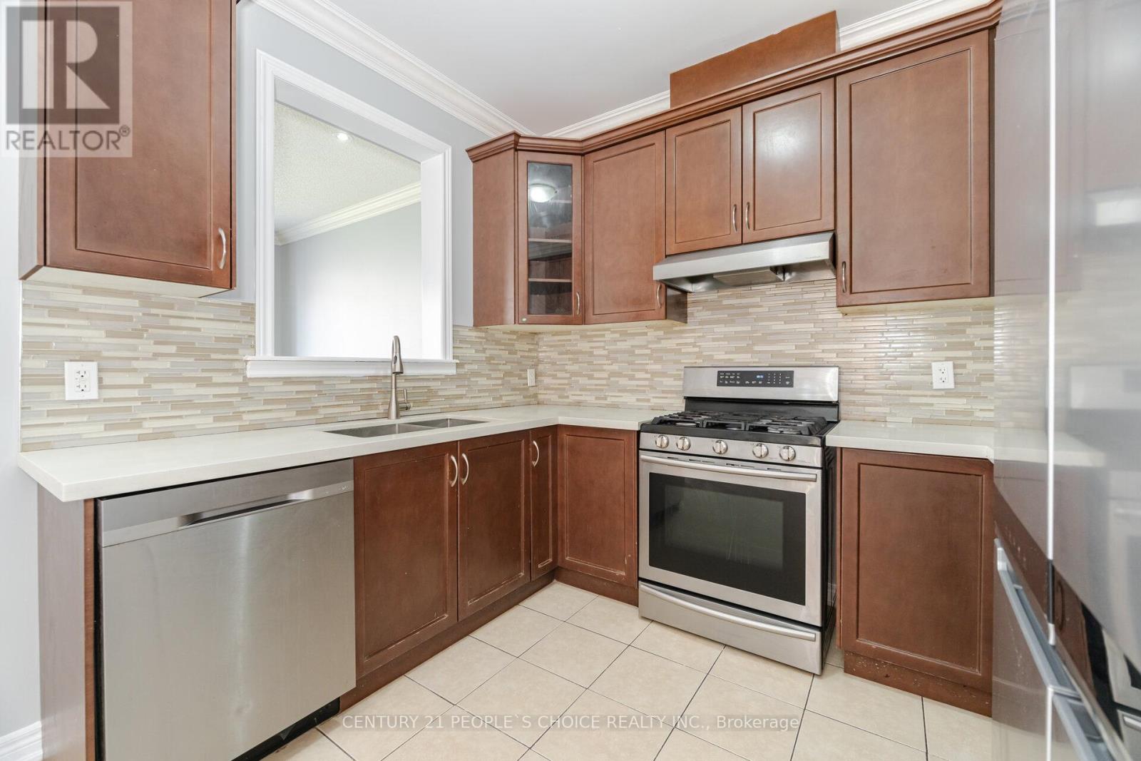 47 Speedwell Street, Brampton, Ontario  L6X 0R8 - Photo 15 - W12453066