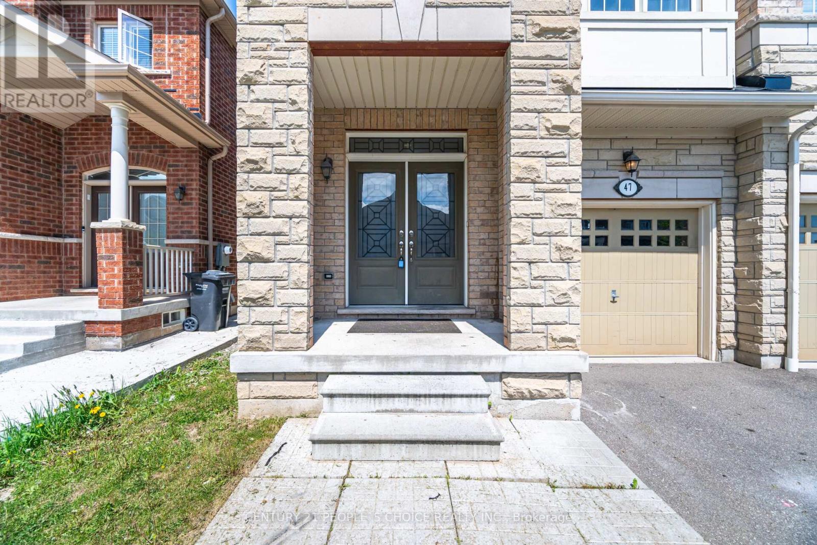 47 Speedwell Street, Brampton, Ontario  L6X 0R8 - Photo 3 - W12453066
