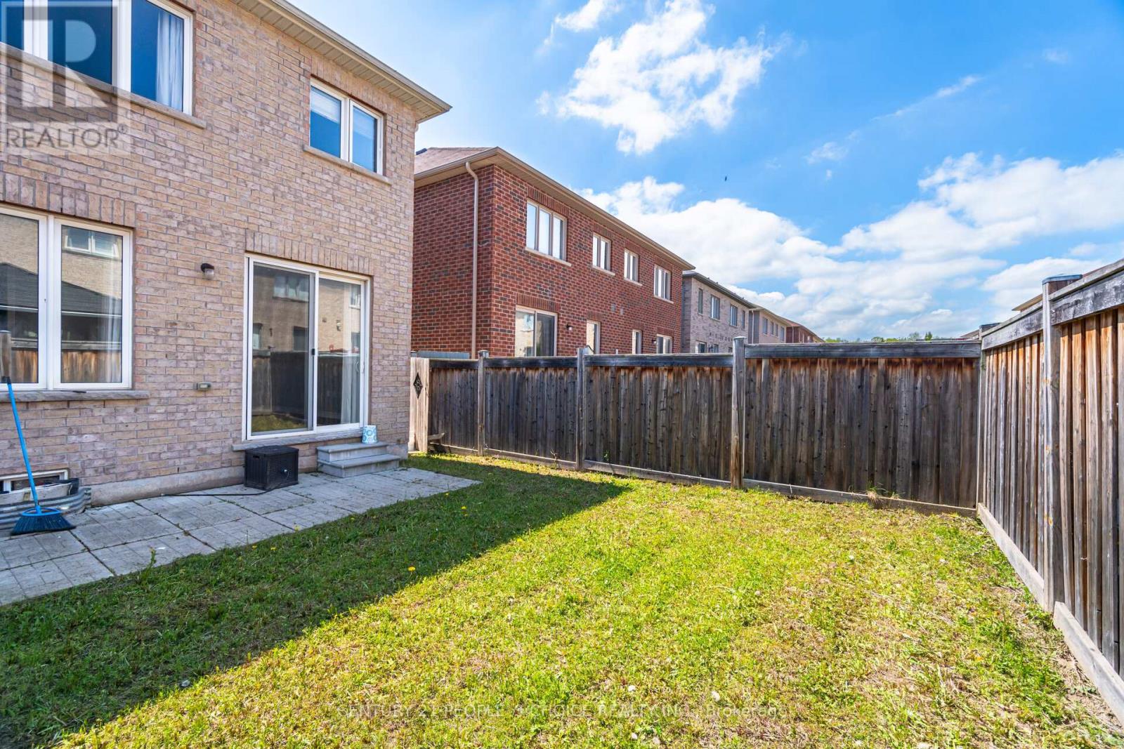 47 Speedwell Street, Brampton, Ontario  L6X 0R8 - Photo 44 - W12453066