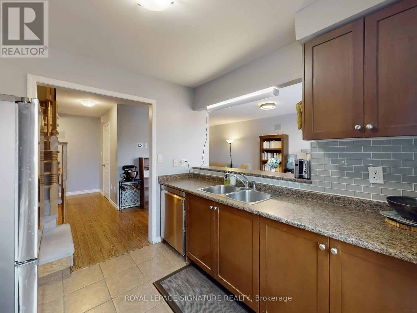 597 Speyer Circle, Milton, Ontario  L9T 0Y1 - Photo 15 - W12453067