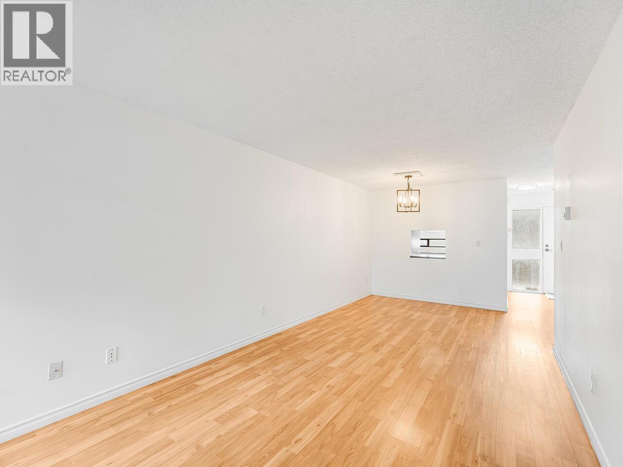216 140 E 4th Street, North Vancouver, British Columbia  V7L 4R1 - Photo 8 - R3056880