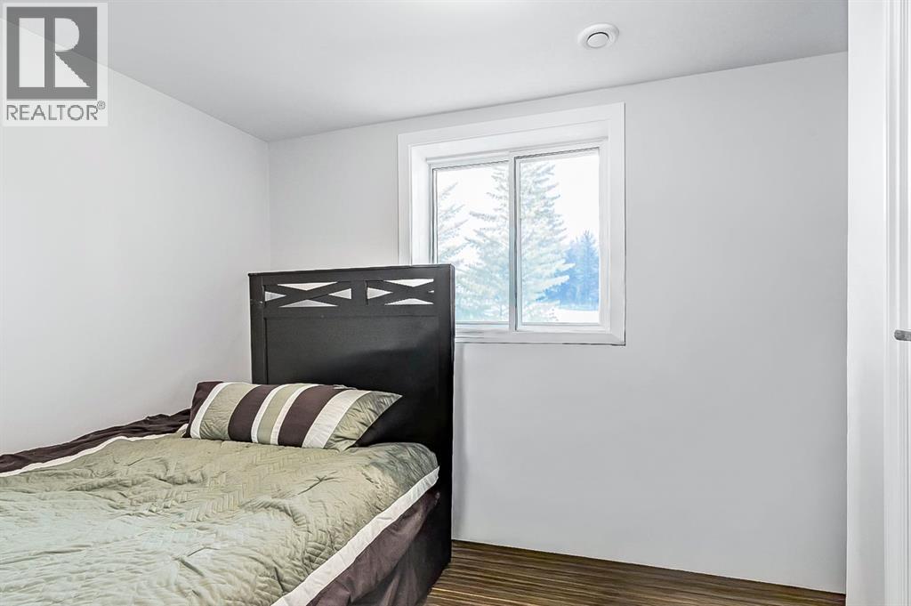 128 Queen Alexandra Close Se, Calgary, Alberta  T2J 3P8 - Photo 31 - A2262916