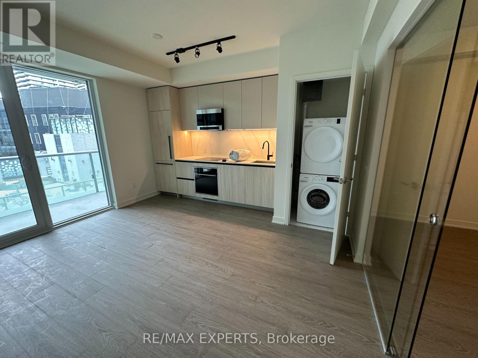 418 - 425 Front Street, Toronto, Ontario  M5A 1G9 - Photo 3 - C12449564