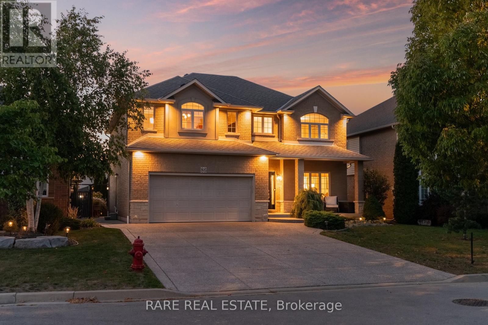 86 SILVERLACE CIRCLE, Hamilton, Ontario
