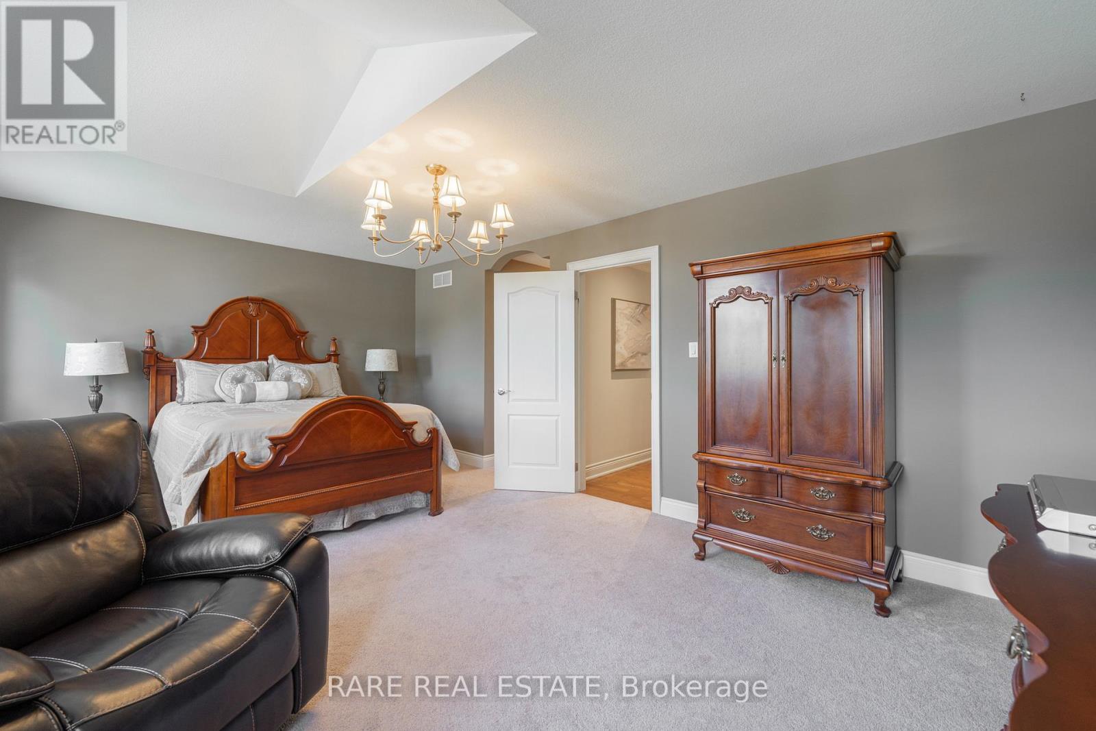 86 Silverlace Circle, Hamilton, Ontario  L8E 6A6 - Photo 27 - X12453071