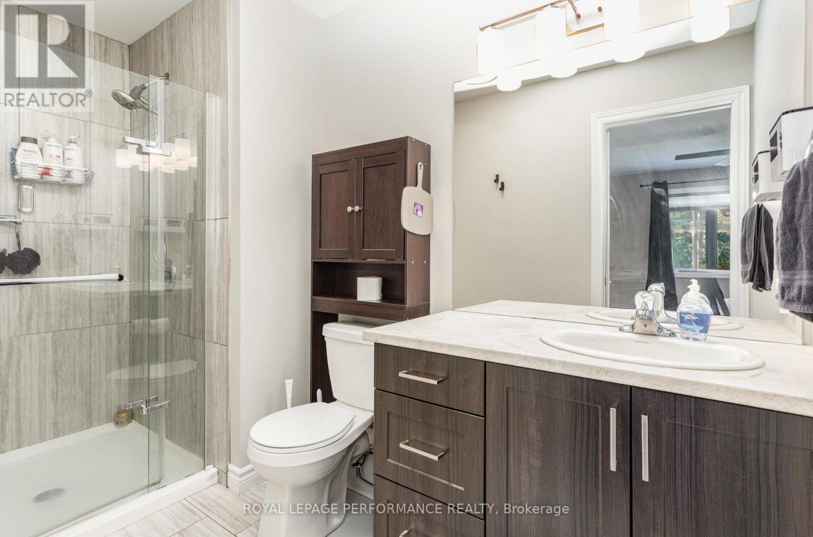 242 Roxanne Street, Clarence-Rockland, Ontario  K0A 1N0 - Photo 20 - X12453076
