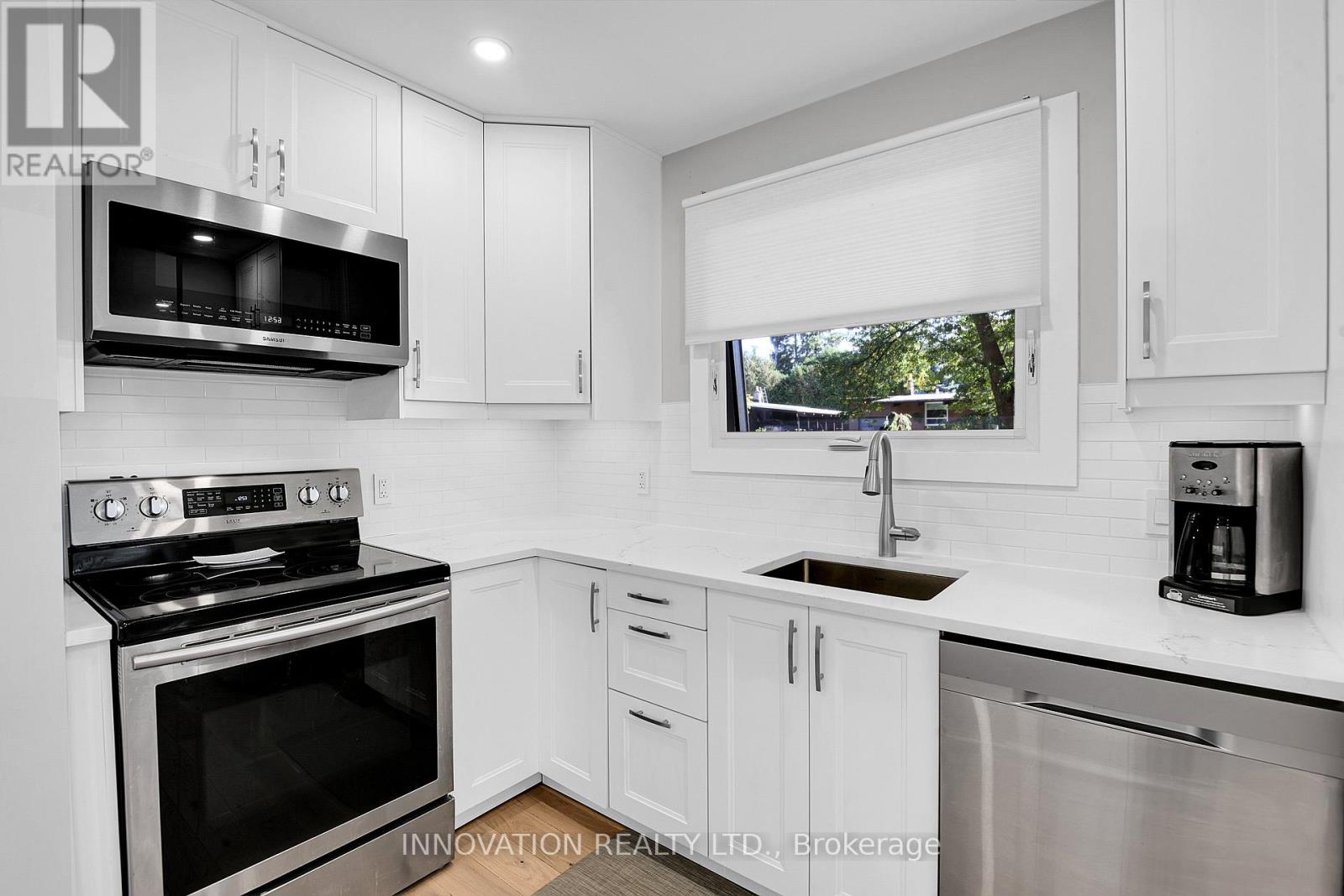 2569 Hanlon Avenue, Ottawa, Ontario  K2B 7X2 - Photo 12 - X12453099