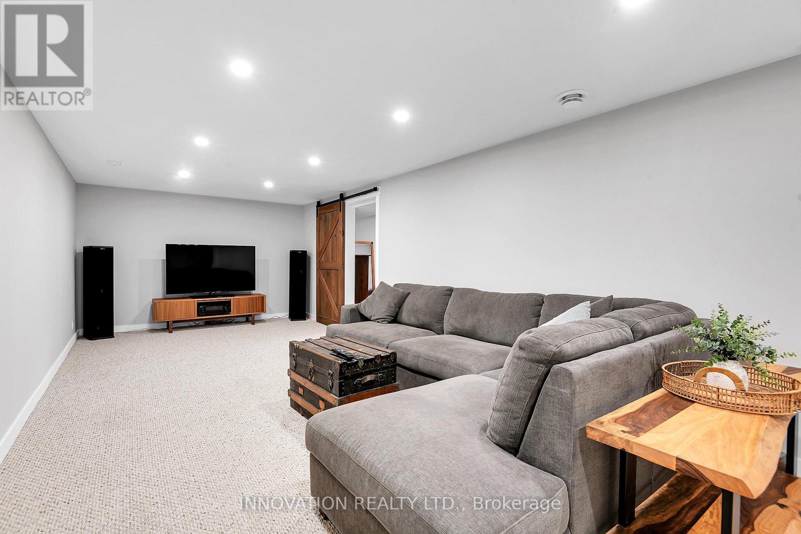 2569 Hanlon Avenue, Ottawa, Ontario  K2B 7X2 - Photo 22 - X12453099