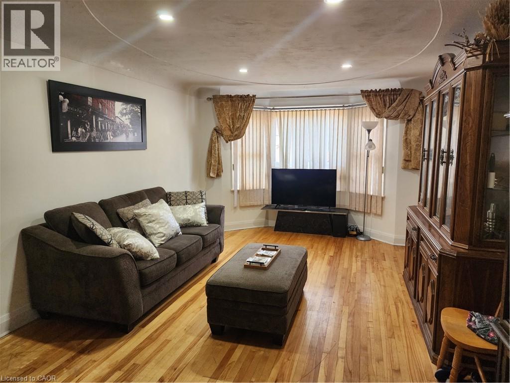 199 Stirton Street, Hamilton, Ontario  L8L 6G7 - Photo 5 - 40777425