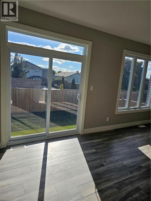 256 Keeso Lane, Listowel, Ontario  N4W 0C3 - Photo 3 - 40776411