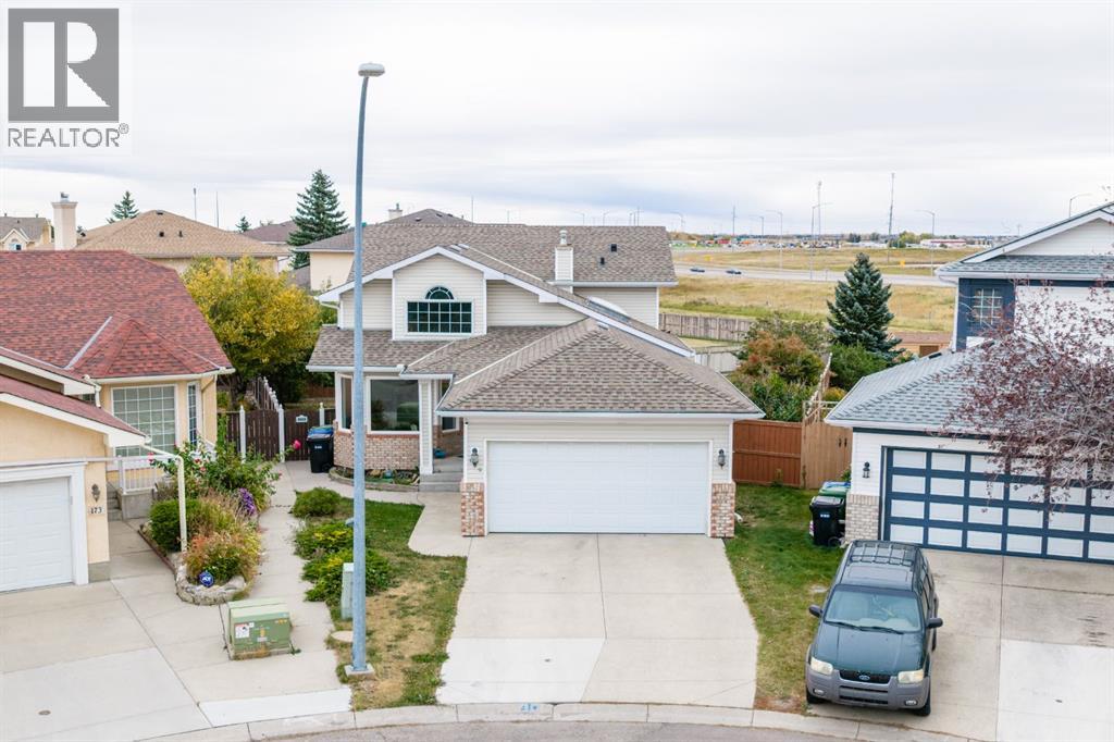 169 Coral Sands Terrace Ne, Calgary, Alberta  T3J 3J4 - Photo 5 - A2262149