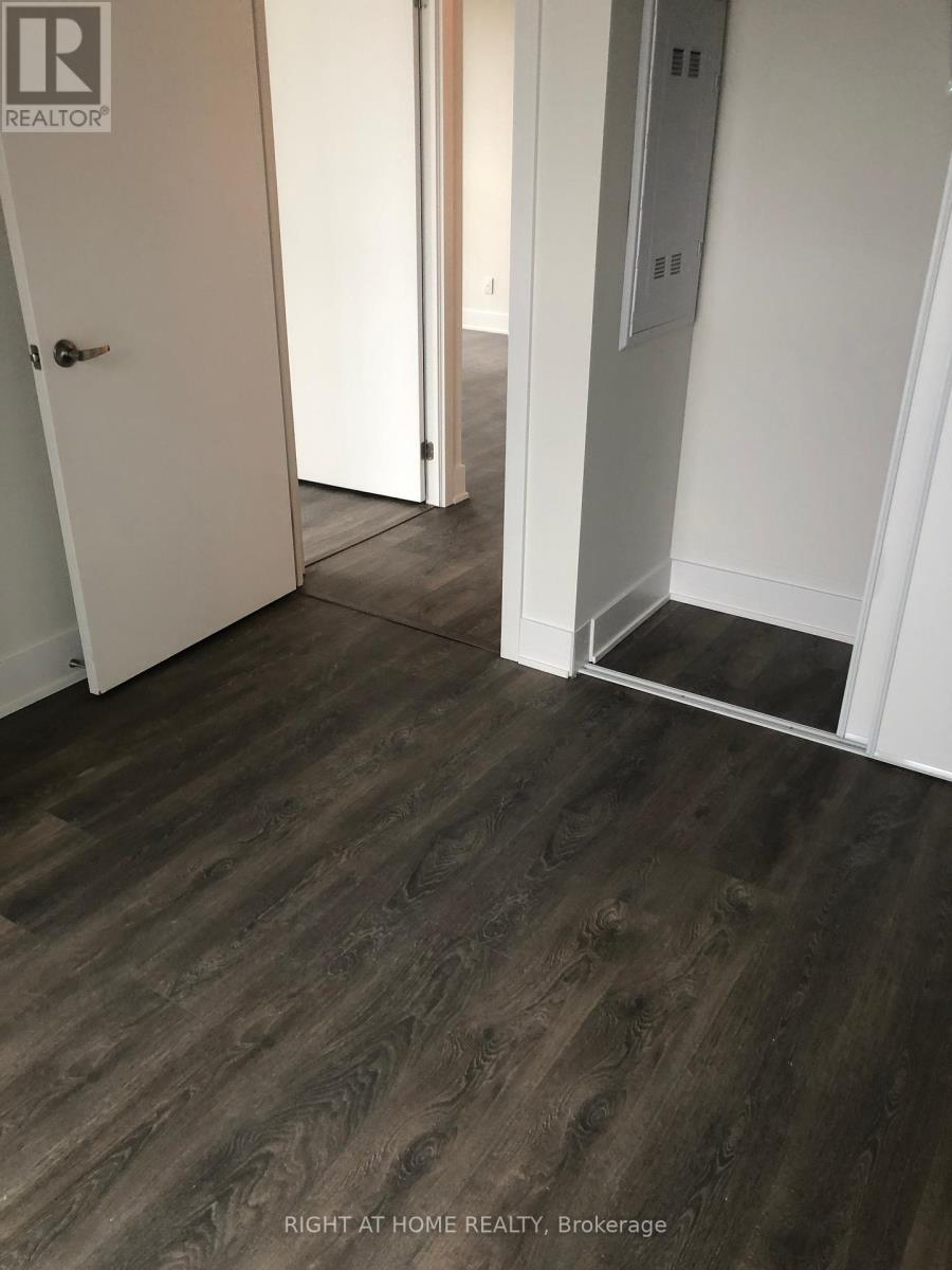 910 - 188 Fairview Mall Drive, Toronto, Ontario  M2J 0H7 - Photo 6 - C12453074